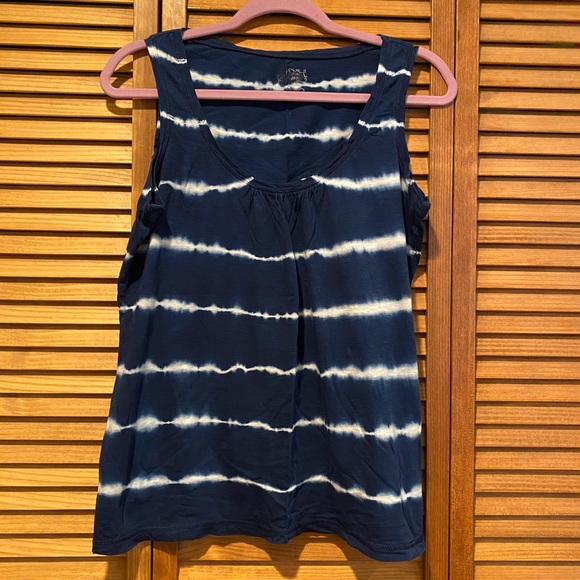 Tie-dyed blue tank top